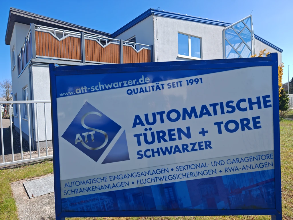Über ATT Schwarzer